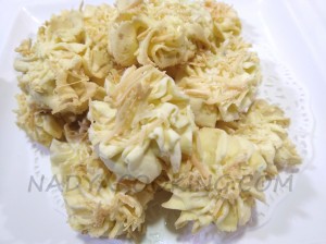 KUE KERING SAGU KEJU